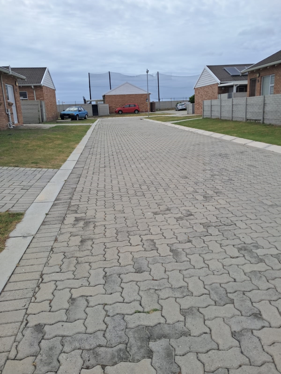 3 Bedroom Property for Sale in Fairview Eastern Cape